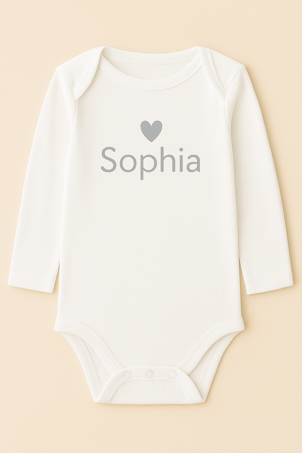 Langarm-Babybody mit Herzmotiv & Name (100% Baumwolle)