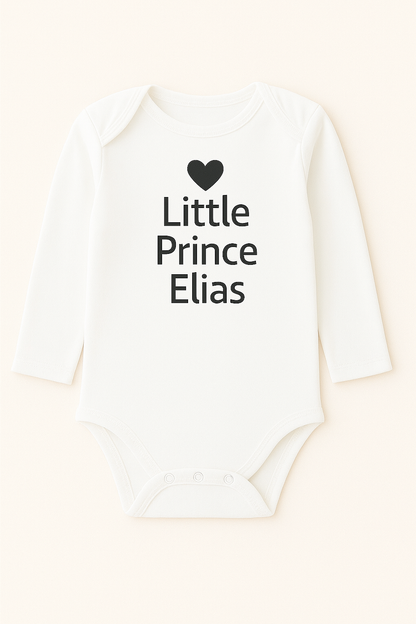 Langarm-Babybody mit Herzmotiv & Wunschtext (100% Baumwolle)