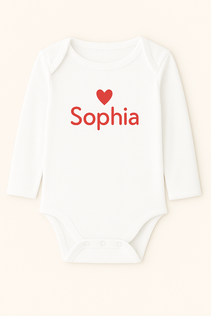 Langarm-Babybody mit Herzmotiv & Name (100% Baumwolle)
