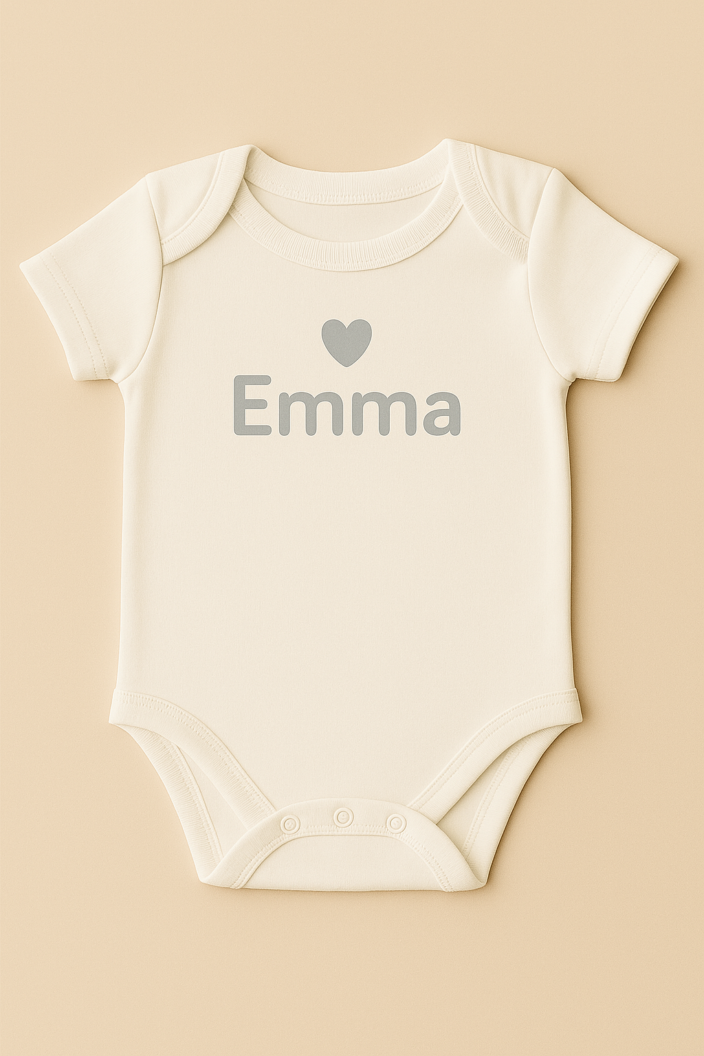 Kurzarm-Babybody mit Herzmotiv & Name (100% Baumwolle)